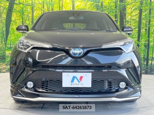 Toyota C-HR 2017-05 264033-14