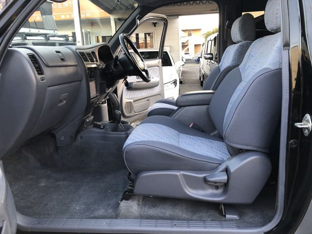 Toyota HILUX 1998-04 7880-2
