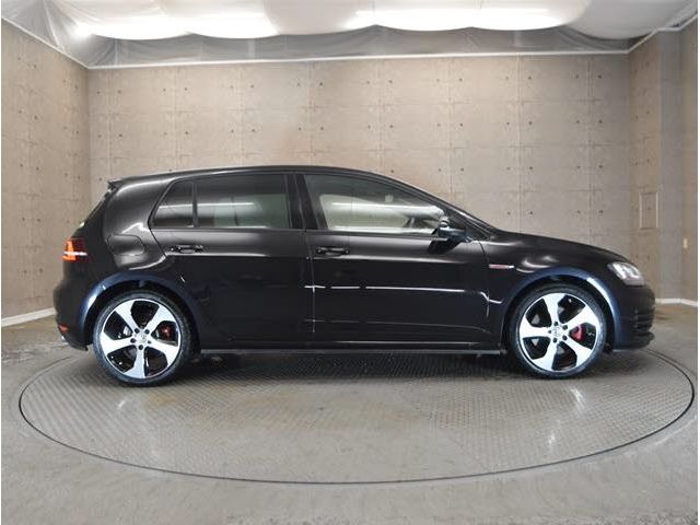 VolksWagen GOLF GTI 2016-11 11444-7