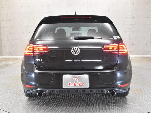 VolksWagen GOLF GTI 2016-11 11444-10