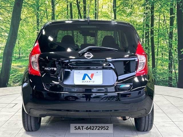 Nissan NOTE 2015-05 379758-15