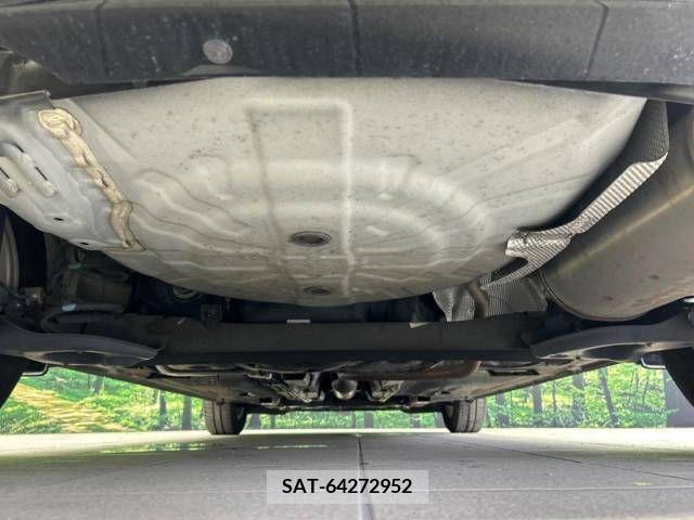 Nissan NOTE 2015-05 379758-19
