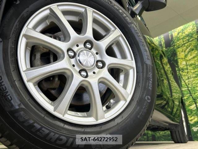 Nissan NOTE 2015-05 379758-13