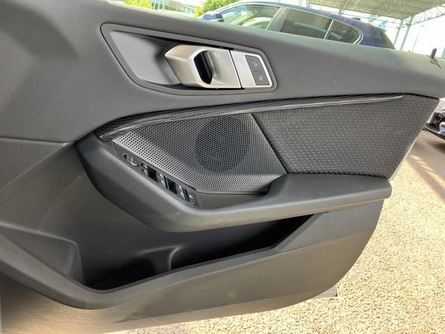 Bmw 2 SERIES 2023-03 19902-18