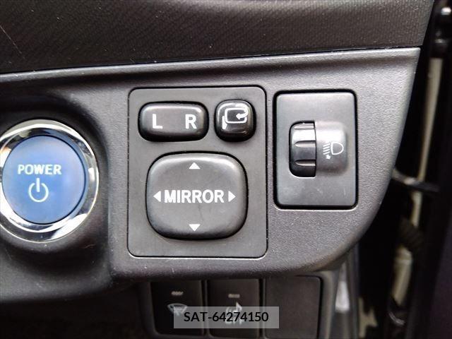 Toyota AQUA 2013-09 342473-23