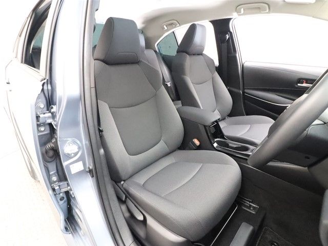 Toyota COROLLA SEDAN 2021-06 188160-3