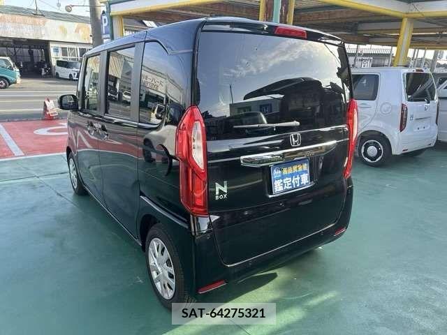Honda N BOX 2024-01 217284-3