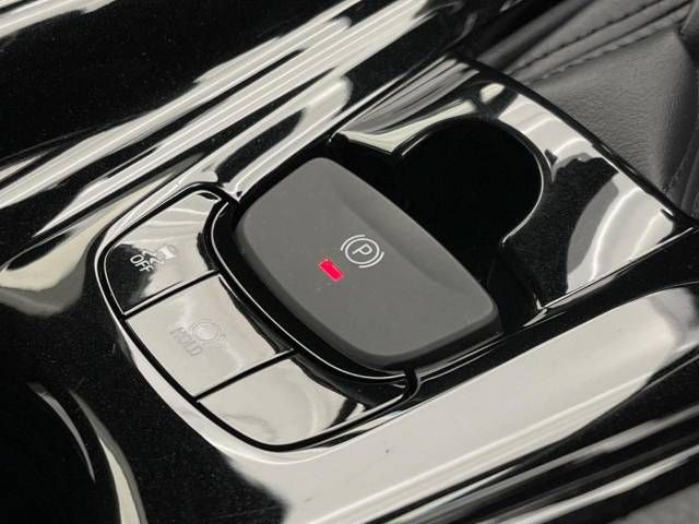Toyota C-HR 2018-07 192083-6