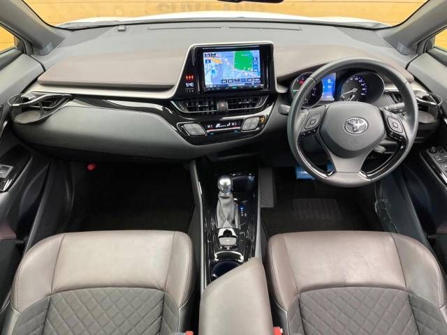 Toyota C-HR 2018-07 192083-1