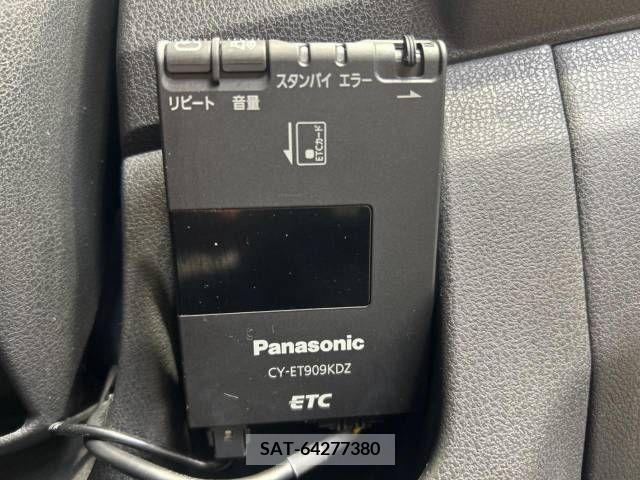 Nissan NOTE 2013-02 302296-3