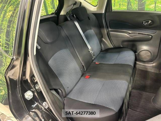 Nissan NOTE 2013-02 302296-8