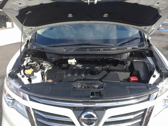 Nissan ELGRAND 2017-02 23580-28