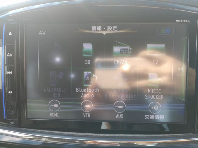 Nissan ELGRAND 2017-02 23580-10