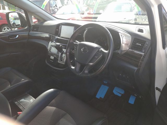 Nissan ELGRAND 2017-02 23580-14