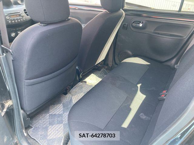 Daihatsu ESSE 2010-05 268818-19