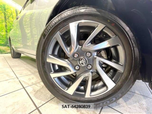 Toyota AQUA 2022-03 260240-13