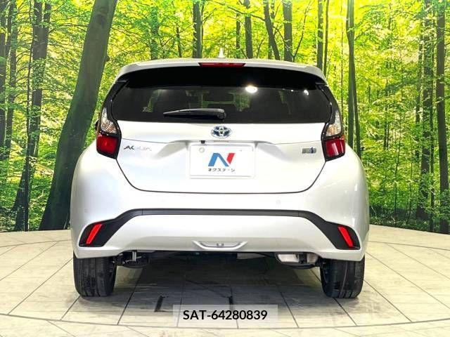 Toyota AQUA 2022-03 260240-15