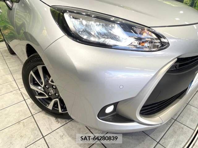 Toyota AQUA 2022-03 260240-12