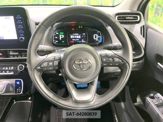 Toyota AQUA 2022-03 260240-11
