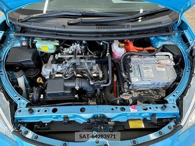 Toyota AQUA 2012-10 389315-19