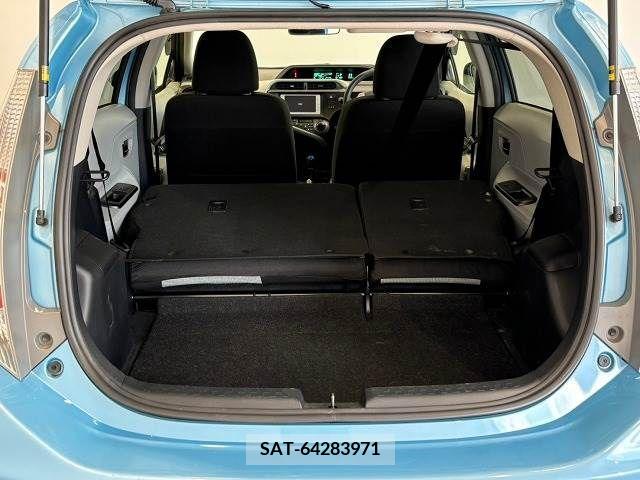 Toyota AQUA 2012-10 389315-10