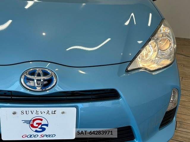 Toyota AQUA 2012-10 389315-18