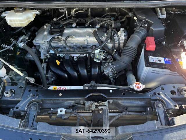 Toyota VOXY 2019-07 332052-19