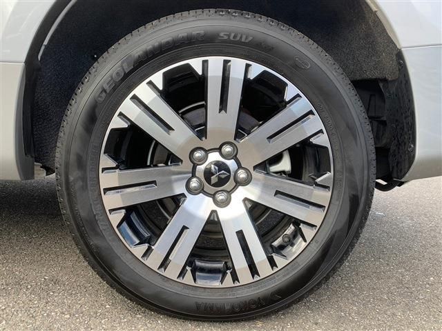 Mitsubishi DELICA D5 2022-03 186415-13