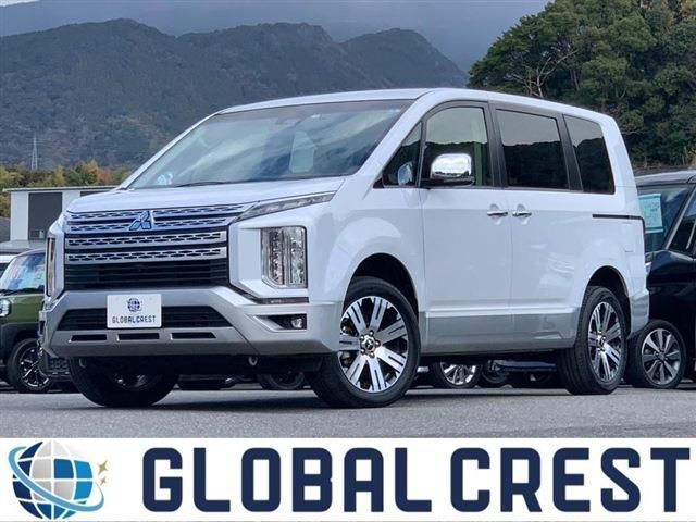 Mitsubishi DELICA D5 2022-03 186415-0