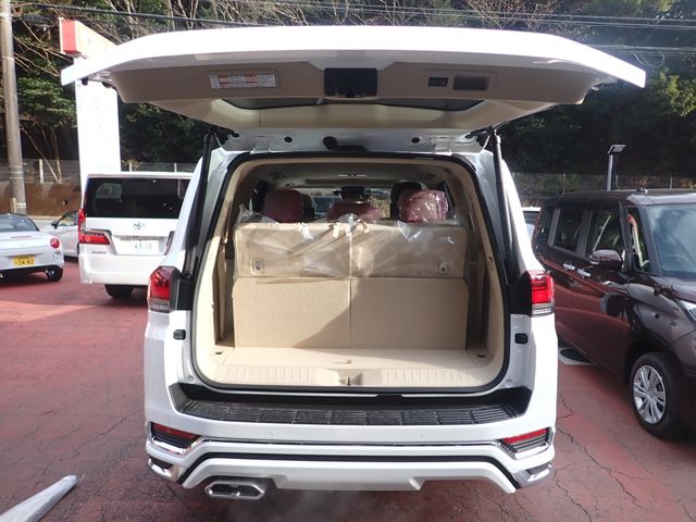 Toyota LAND CRUISER 2022-11 1293-11