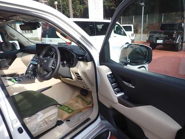 Toyota LAND CRUISER 2022-11 1293-18