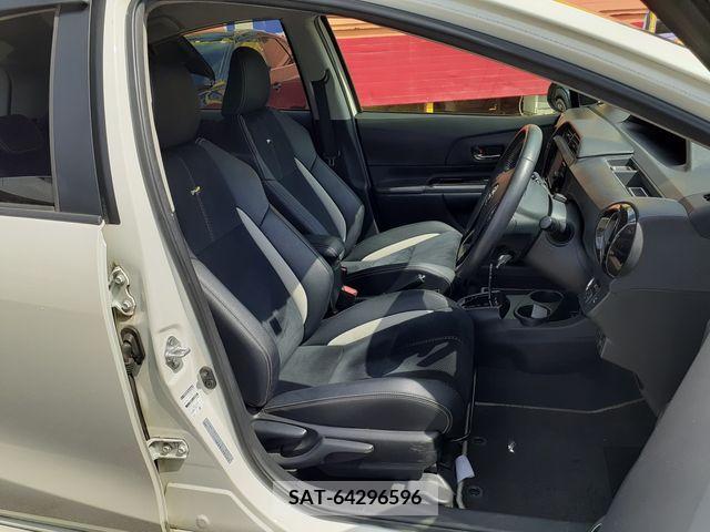 Toyota AQUA 2016-10 260458-14