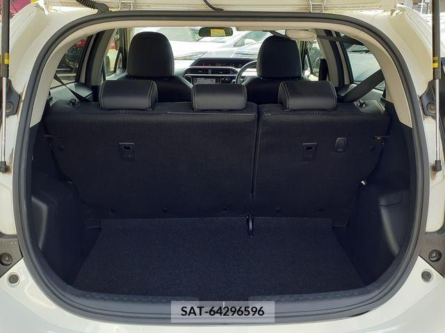 Toyota AQUA 2016-10 260458-16