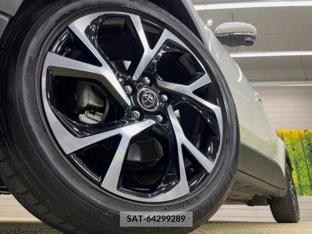 Toyota C-HR 2017-09 264214-13