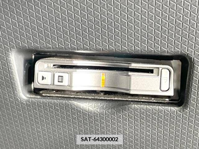 Daihatsu TANTO CUSTOM 2023-04 369470-7