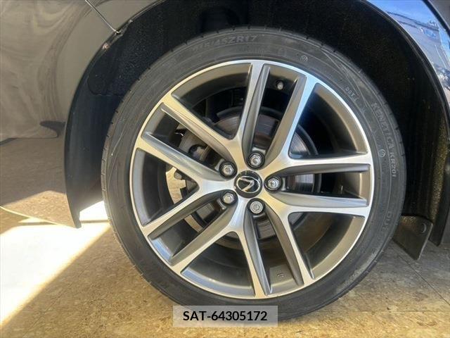 Lexus CT 2014-01 353921-23