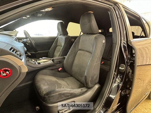 Lexus CT 2014-01 353921-28