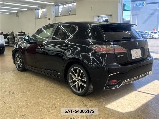 Lexus CT 2014-01 353921-17