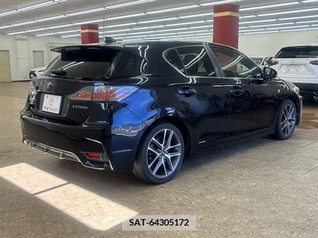 Lexus CT 2014-01 353921-16