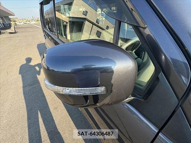 Suzuki WAGON R 2012-09 370966-25