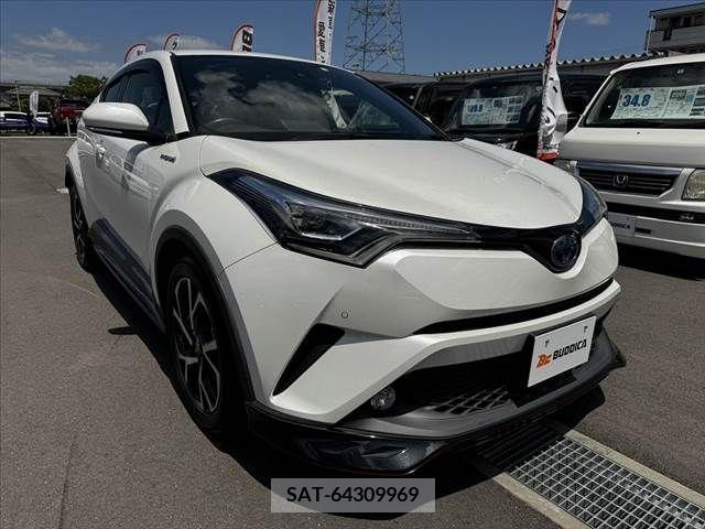 Toyota C-HR 2017-05 264407-7