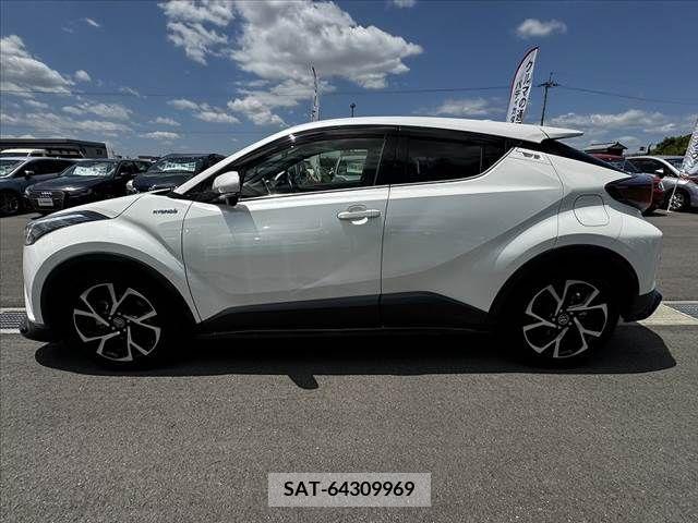 Toyota C-HR 2017-05 264407-10