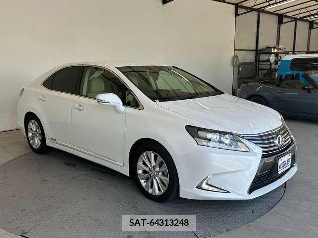 Lexus HS 2013-06 275349-7