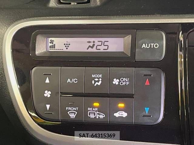 Honda N BOX CUSTOM 2017-04 298070-6