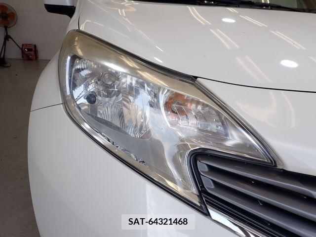 Nissan NOTE 2013-06 365370-23