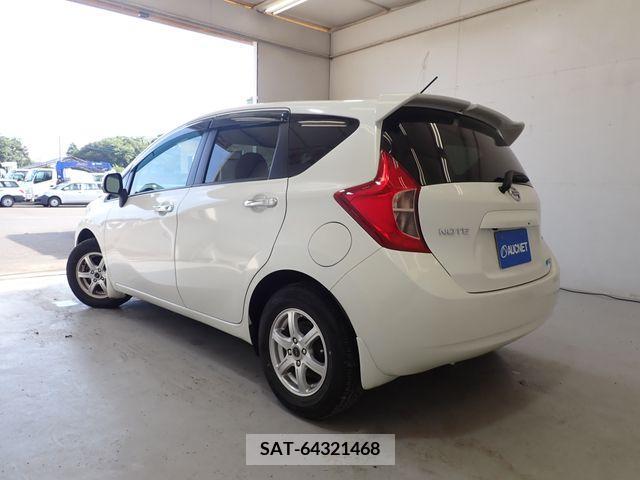 Nissan NOTE 2013-06 365370-2