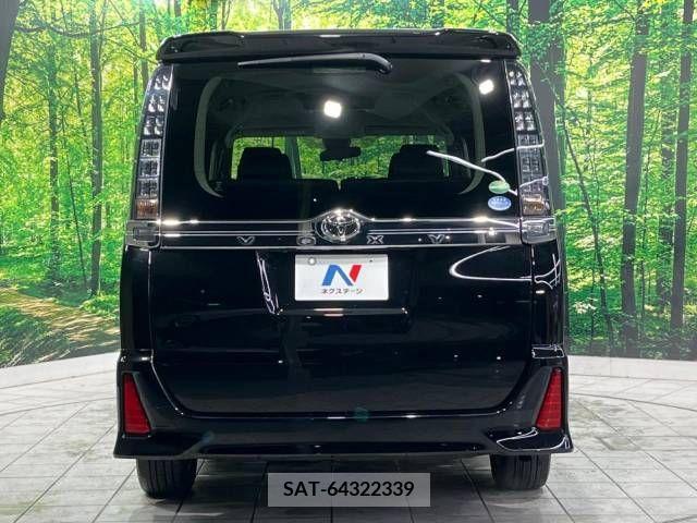 Toyota VOXY 2016-11 213448-16