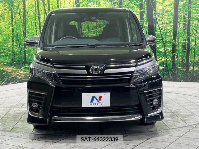 Toyota VOXY 2016-11 213448-15