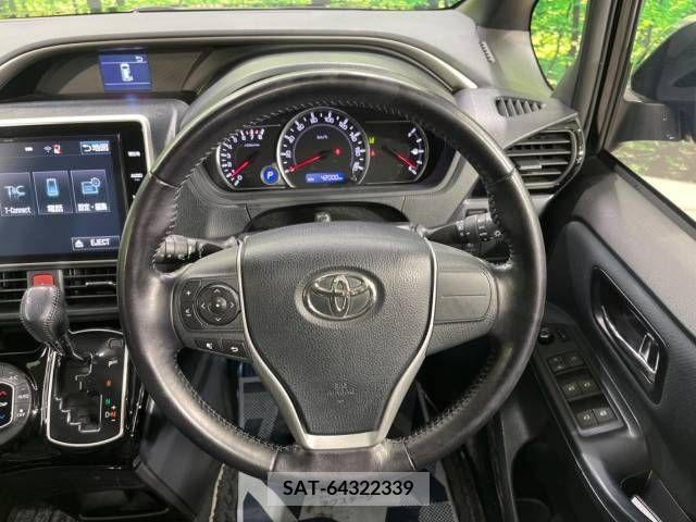 Toyota VOXY 2016-11 213448-12