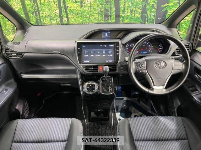 Toyota VOXY 2016-11 213448-1
